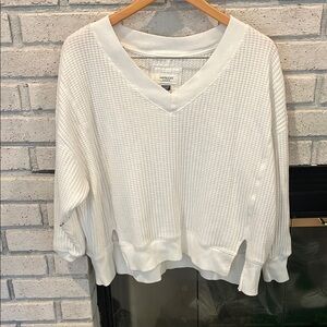 American Eagle Outfitters Women's White Sweater